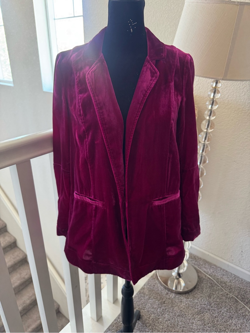 By Anthropologie Velvet Tulip-Back Blazer Sz XXS